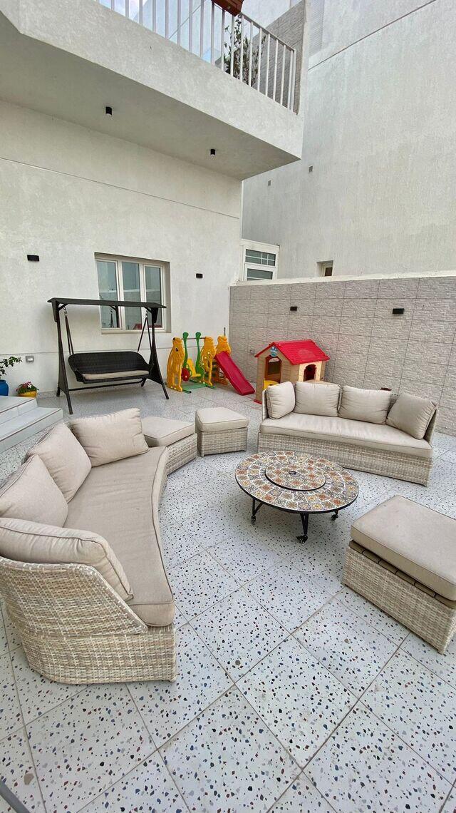 اليونانى